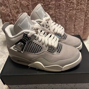 COPY - Wmns Air Jordan 4 Retro Frozen Moments